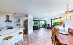 16Kat Holiday Noosa Style, Great Location, Pet Friendly